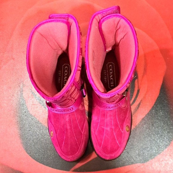 Coach Boots - Picture 3 of 10